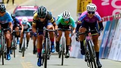 Diana Peñuela ganó la tercera etapa de la Vuelta a Colombia Femenina y sigue como líder de la clasificación general.