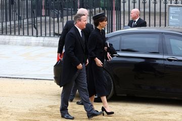 David Cameron,líder del Partido Conservador y Unionista entre 2005 y 2016 y primer ministro del Reino Unido desde 2010 hasta 2016, junto a su mujer Samantha walk.