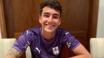 El hijo del 'Loco' Abreu ya es profesional en Uruguay