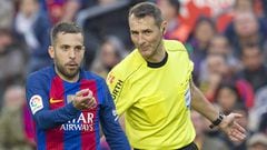 Alavés fans up in arms as Clos Gómez named cup final referee