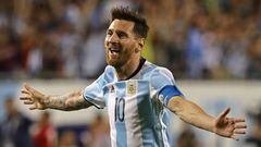 Messi vino desde la banca para brillar en goleada de Argentina