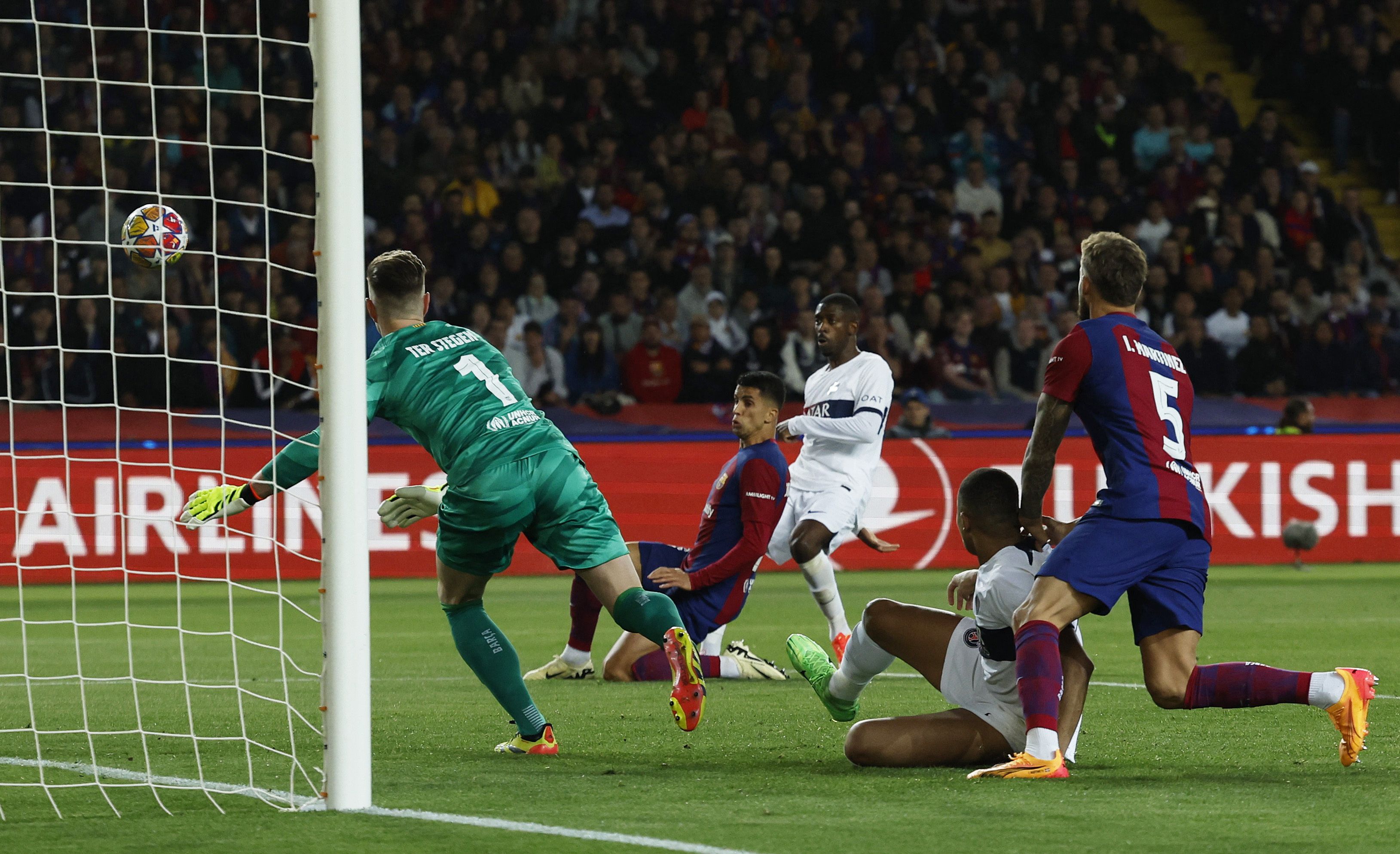 Champions League - Quarter Final - Second Leg - FC Barcelona v Paris St Germain