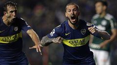 Argentina&#039;s Boca Juniors forward Dario Benedetto celebrates after scoring a goal against Brazil&#039;s Palmeiras during the Copa Libertadores 2018 first leg semifinal football match at La Bombonera stadium in Buenos Aires, Argentina, on October 24, 2018. (Photo by ALEJANDRO PAGNI / AFP)