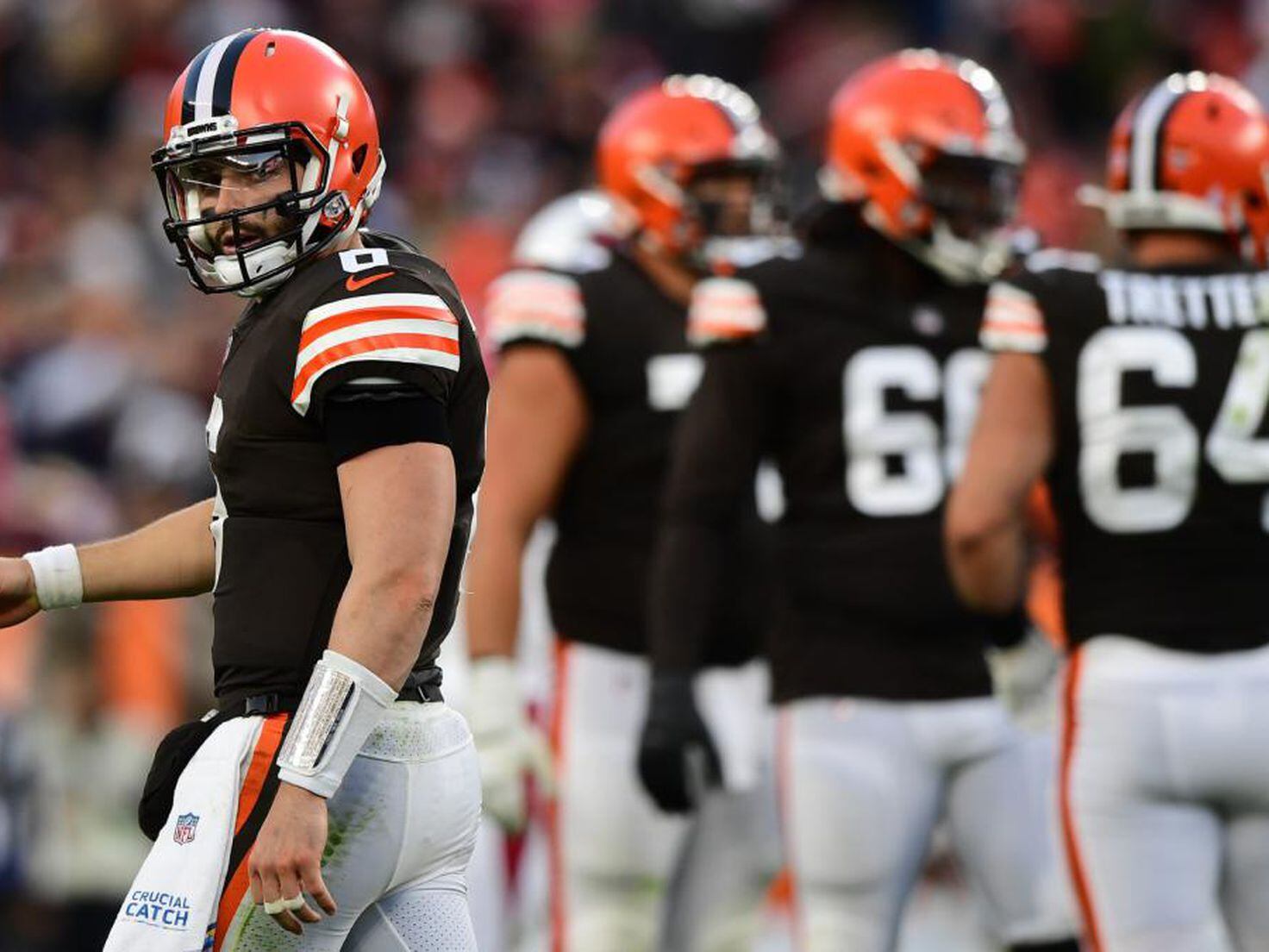 Browns quarterback Baker Mayfield, left arm in a sling, says he'll  'absolutely' make it for Thursday night's game 