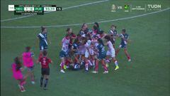 Insólita pelea en el fútbol femenino: ojo a lo que llega desde la banca