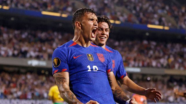 Estados Unidos rescata empate ante Jamaica en su debut de Copa Oro; Brandon Vázquez el héroe