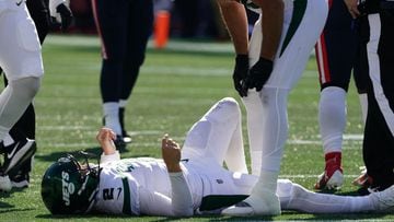 New York Jets&#039; confirmed that QB Zach Wilson will miss 2-4 weeks after spraining his knee in Sunday&#039;s 54-13 loss to the New England Patriots.