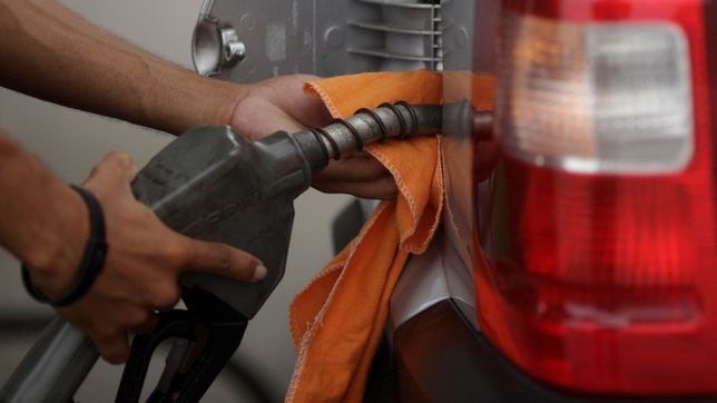 Why is the price of gasoline rising in the United States?