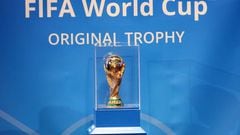 TEHRAN, IRAN - SEPTEMBER 01: World Cup Trophy on display at a hall in Milad Tower complex, in Tehran, Iran September 01 2022 as part of the global trophy tour. (Photo by Fatemeh Bahrami/Anadolu Agency via Getty Images)