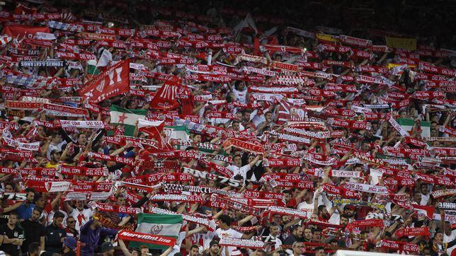 El Sevilla presenta una queja formal contra el Barcelona por el trato a sus aficionados