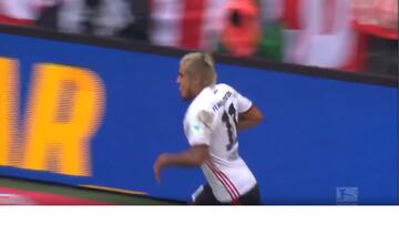 ¡Mano a mano con Neuer!: el día que el ‘9′ que busca Colo Colo le anotó al Bayern