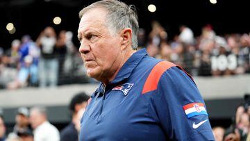 LAS VEGAS, NEVADA - OCTOBER 15: Head coach Bill Belichick of the New England Patriots looks on prior to a game against the Las Vegas Raiders at Allegiant Stadium on October 15, 2023 in Las Vegas, Nevada.   Chris Unger/Getty Images/AFP (Photo by Chris Unger / GETTY IMAGES NORTH AMERICA / Getty Images via AFP)