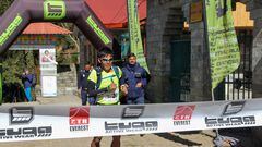 El atleta nepalí Suman Kulung compite durante la Everest Trail Race by Tuga.
