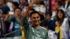 Soccer Football - Real Madrid celebrate winning the Champions League Final - Santiago Bernabeu, Madrid, Spain - May 27, 2018   Real Madrid&#039;s Keylor Navas celebrates during the victory celebrations   REUTERS/Javier Barbancho