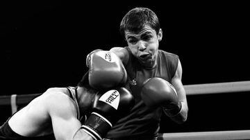 El boxeador Maksym Galinichev, durante un combate de boxeo.