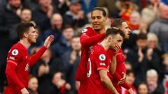 Liverpool, Man City, one point - Premier League title race is on