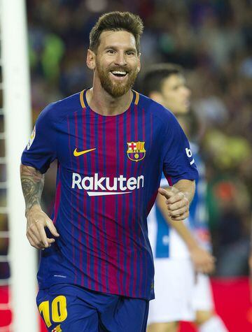 Messi makes it 2-0. Min.35