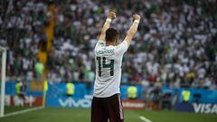 La ausencia de Javier Hernández durante el partido de Estados Unidos y México no pasó desapercibida por los aficionados del Tri.
