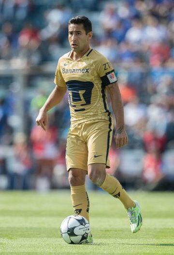 El defensor de la UNAM, es uno de los cuatro jugadores que han visto todos los minutos en el Apertura 2016. Acumula una asistencia en el torneo.