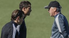 Bale, Cristiano y Ancelotti. 
