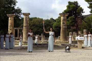 Se realizó la tradicional ceremonia en Olimpia. El primer deportista en portar la antorcha ha sido el griego Apostolos Aggelis.