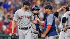 CLEVELAND, OHIO - AUGUST 13: Starting pitcher Chris Sale #41 is removed from the game by manager Alex Cora #20 of the Boston Red Sox during the seventh inning against the Cleveland Indians at Progressive Field on August 13, 2019 in Cleveland, Ohio.   Jason Miller/Getty Images/AFP == FOR NEWSPAPERS, INTERNET, TELCOS &amp; TELEVISION USE ONLY ==