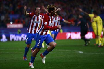 Antoine Griezmann of Atletico de Madrid celebrates scoring their second goal during the UEFA Champions League Group D match between Club Atletico de Madrid and FC Rostov