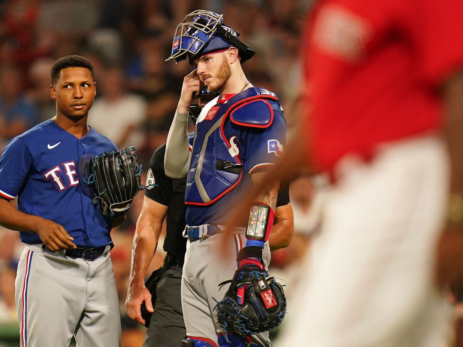 Texas Rangers recover to grab finale with win over Los Angeles