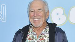 Jimmy Buffet says he’s going home to go fishing after hospitalization