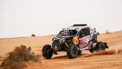 401 Lopez Contardo Francisco (chl), Latrach Vinagre Juan Pablo (chl), Can-Am, South Racing Can-Am, Motul, SSV Series - T4, action during the 7th stage of the Dakar 2021 between Ha&#039;il and Sakaka, in Saudi Arabia on January 10, 2021 - Photo Antonin Vincent / DPPI AFP7  10/01/2021 ONLY FOR USE IN SPAIN