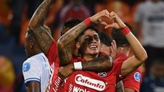 Colombia's Independiente Medellin Bryan Castrillon celebrates after scoring against Ecuador's 9 de Octubre during their Copa Sudamericana group stage first leg football match, at the Atanasio Girardot Stadium in Medellin, Colombia, on April 14, 2022. (Photo by Juan BARRETO / AFP)