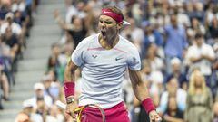 El tenista español Rafa Nadal celebra un punto durante su partido ante Frances Tiafoe en los octavos de final del US Open.
