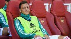 Mesut Özil puede perder el carnet por exceso de velocidad al "confundir" millas con kilómetros