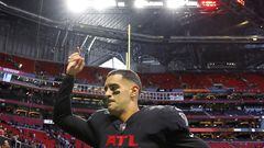 What’s going on between quarterback Marcus Mariota and the Atlanta Falcons and how long will he be out?