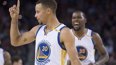 Stephen  Curry y Kevin Durant, dos MVP que inician etapa juntos en Golden State Warriors.