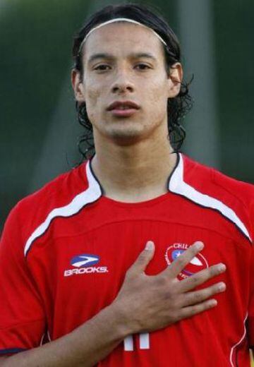 Juan Gonzalo Lorca jugó todos los partidos en Venezuela 2007, donde la Roja perdió 1-6 en cuartos ante Brasil. El descenlace fue triste debido al recordado "Puertordazo". Tras el hecho, Nelson Acosta renunció.
