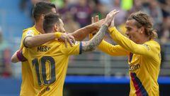Su&aacute;rez, Messi y Griezmann celebran el tercer gol del Bar&ccedil;a.