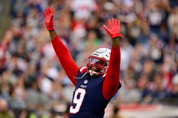 FOXBOROUGH, MASSACHUSETTS - NOVEMBER 06: Matthew Judon #9 of the New England Patriots reacts in the first quarter of a game against the Indianapolis Colts at Gillette Stadium on November 06, 2022 in Foxborough, Massachusetts. (Photo by Billie Weiss/Getty Images)
