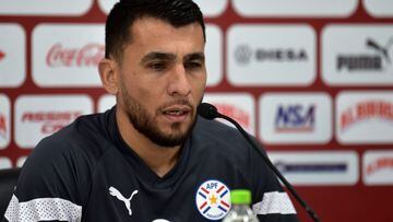 Alonso analiza a Colombia: “Tiene jugadores muy desequilibrantes”