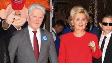 Katy Perry y Orlando Bloom disfrazados como Bill y Hillary Clinton @katyperry