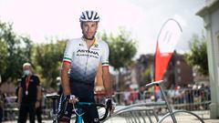 Vincenzo Nibali posa para AS antes de arrancar una de las etapas de la presente Vuelta.