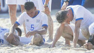 En la semifinal de f&uacute;tbol playa entre El Salvador y Estados Unidos el equipo centroamericano se vio perjudicado ante una decisi&oacute;n que cambi&oacute; el rumbo del partido.