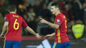 Aritz Aduriz starts for Spain as Lopetegui makes five changes