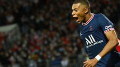(FILES) In this file photo taken on August 20, 2021 Paris Saint-Germain&#039;s French forward Kylian Mbappe celebrates after scoring a goal during the French L1 football match between Stade Brestois and Paris Saint-Germain at Francis-Le Ble Stadium in Brest. - Real Madrid have offered 160 million euros ($188 million) to Paris Saint-Germain for France World Cup winner Kylian Mbappe, French and Spanish media reported on August 25, 2021. (Photo by LOIC VENANCE / AFP)