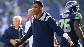 Seahawks' QB Russell Wilson has a pin removed from his finger - AS USA