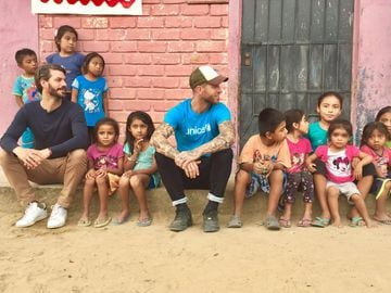 Sergio Ramos during the visit to Piura (Perú).