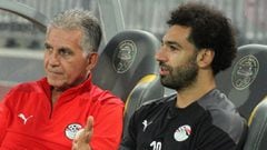 Carlos Queiroz y Mohamed Salah en un partido de Egipto.