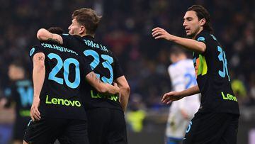 Arturo Vidal participa de la victoria del Inter sobre el Napoli