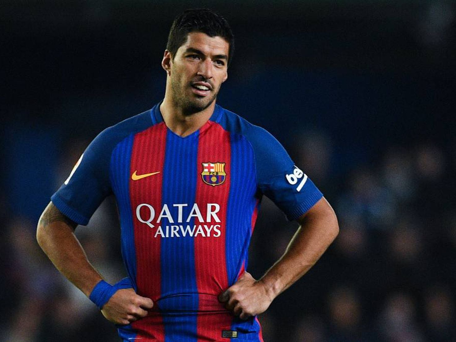 A shirt of new FC Barcelona player Luis Suarez are seen on display at  News Photo - Getty Images