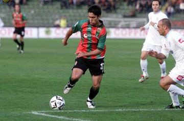 2005: Luis Jiménez con 12 goles en Ternana (Italia).